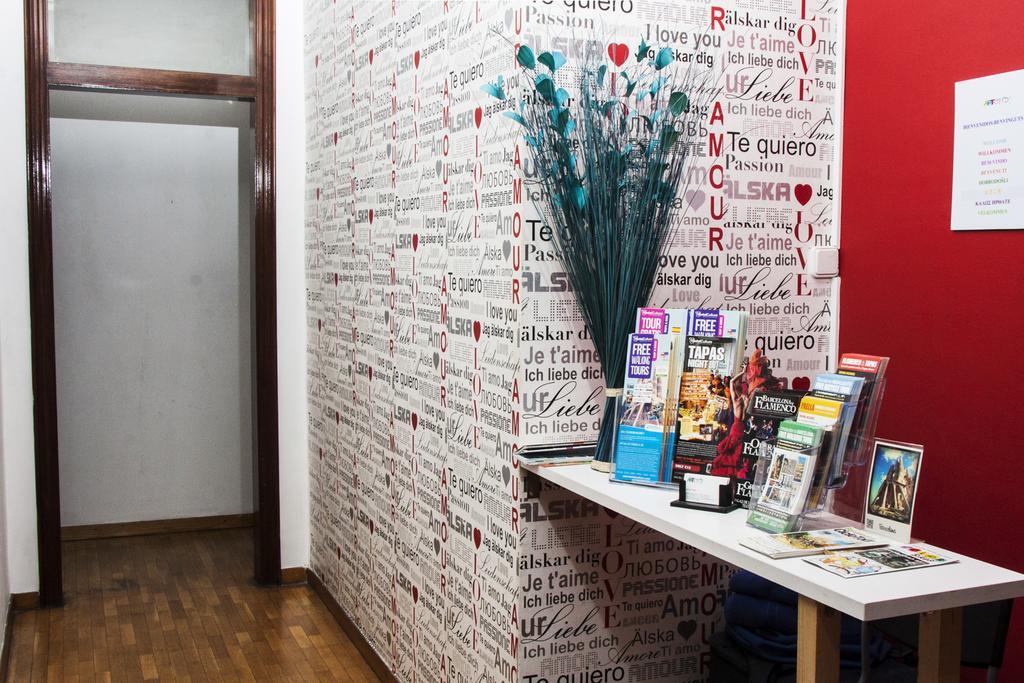 Art City Hostel Barcelona (Adults Only) Экстерьер фото